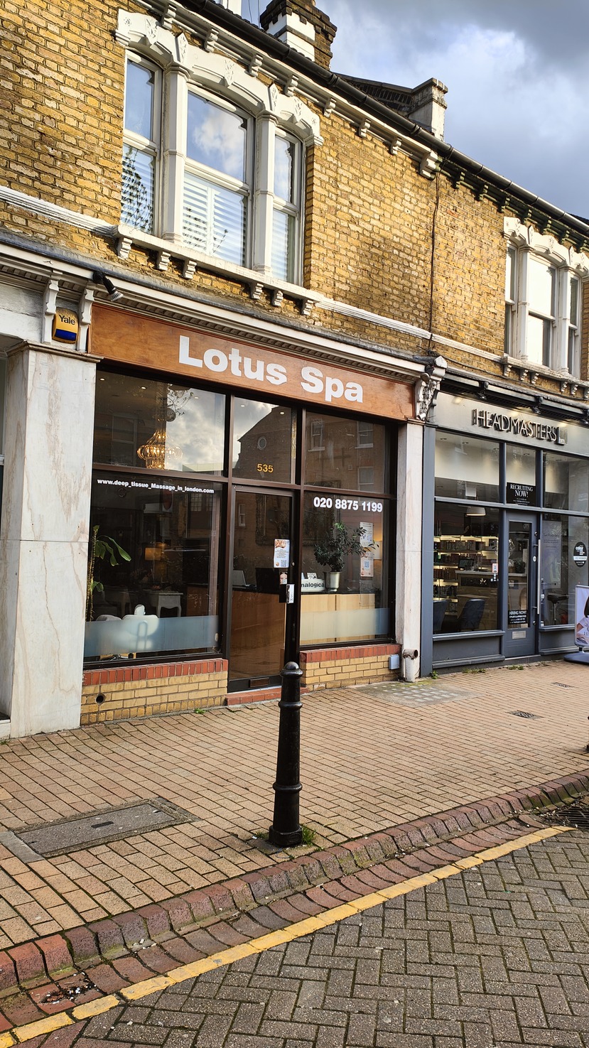 Lotus Spa Wandsworth Town